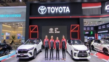 IIMS 2023, Toyota Luncurkan Corolla Cross Hybrid GR Sport