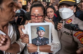 Keluarga Minta Pangkat Brigadir Yosua Naik 2 Tingkat…