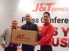 Kisah Sukses Jet Lee dan Tony Chen Pendiri J&T Express yang Mau IPO
