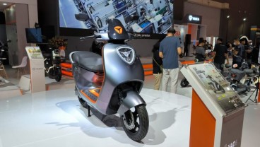 Indomobil Boyong 3 Motor Listrik Yadea ke IIMS 2023, Cek Harganya!