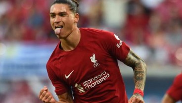 Pemilik Liverpool Bantah Bakal Jual Klub, tapi...