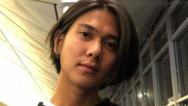 Ini 8 Gaya Rambut Pria Indonesia yang Lagi Tren, Dijamin Keren!