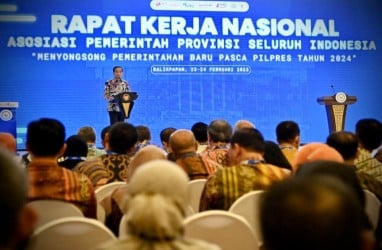 Nasib Tenaga Honorer Terkatung-katung, Jokowi Telepon Menteri PANRB