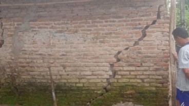 Belasan Rumah Warga di Lebak Rusak Akibat Pergerakan Tanah