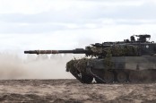 Jerman Bantah Tekan AS Kirim Tank ke Ukraina