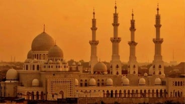 Masjid Sheikh Zayed Resmi Dibuka dengan Kegiatan Isra Miraj