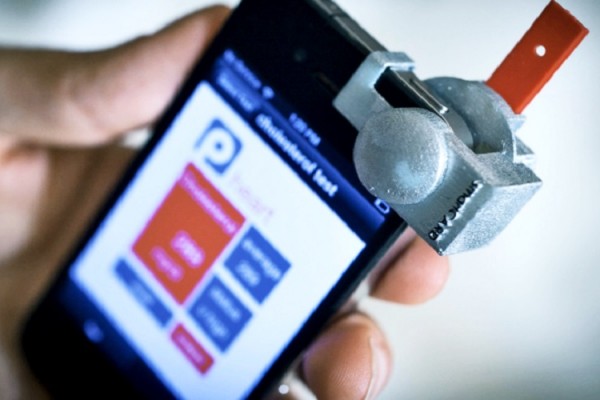 smartCARD, alat untuk mengecek kolesterol melalui handphone di rumah/futurity.org