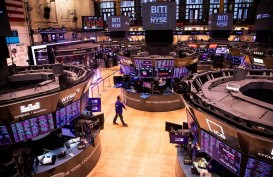 Wall Street Menanjak Naik Seiring Turunnya Imbal Hasil Obligasi AS