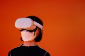 Induk Facebook Meta Diskon Harga Headset VR Quest Besar-besaran!