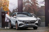 Mercedes Benz Bangun Pabrik Daur Ulang Baterai Kendaraan Listrik