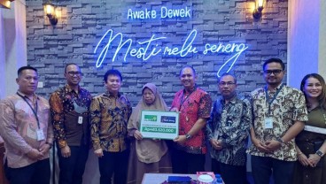 Equity Life Indonesia dan Bank Jateng Bayarkan Klaim Rp483,5 Juta