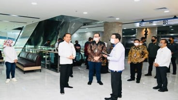 Jokowi Minta Menkes dan Mendikbud Atasi Kekurangan Dokter Spesialis di Indonesia