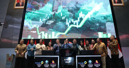 Seremoni pencatatan perdana saham SAGE, CUAN, dan TRON di Bursa Efek Indonesia (BEI) pada Selasa (8/3/2023)/Dok.BEI.