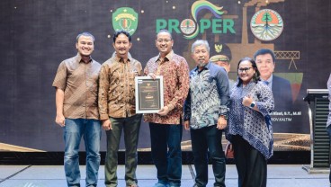Terima Sertifikat Proper, Pupuk Kaltim Terus Berkomitmen dan Berinovasi Kembangkan Industri Hijau