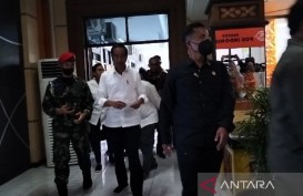 Jokowi dan Sri Mulyani Pantau Warga Lapor SPT Tahunan di KPP Pratama Surakarta