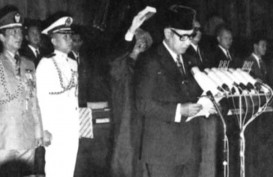 Hari Ini 56 Tahun Lalu, Soeharto Pertama Kali Dilantik Jadi Presiden RI