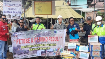RMK Energy Salurkan Bantuan Sembako Korban Banjir Sumsel