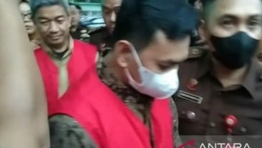 Sekda Kendari Ditetapkan sebagai Tersangka Korupsi Perizinan