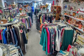 Thrifting Ilegal, Menteri Teten Minta Pedagang Cari…
