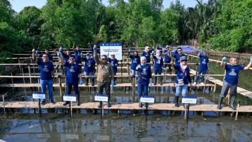 Tugu Insurance dan YKAN dukung Pelestarian Mangrove di SM Muara Angke