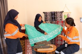 Kisah Inspiratif Santi Budi Lestari, Pengusaha Batik…
