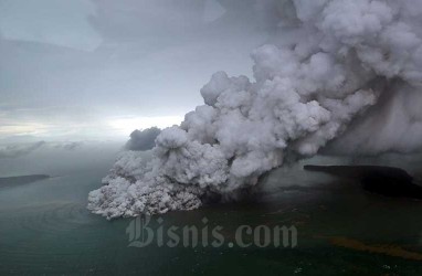 Gunung Anak Krakatau Erupsi, Masyarakat Diminta Tidak Mendekat
