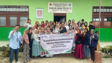 Pegadaian beri Pelatihan Kepada Pengrajin Sulam Suji