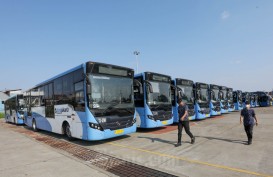 TARGET ELEKTRIFIKASI 2023 : Bus Listrik Transjakarta 220 Unit