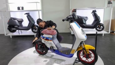 Tidak Sembarangan! Ini Kelompok Masyarakat yang Dapat Subsidi Motor Listrik Rp7 Juta