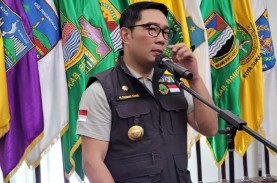 Warga Garut Pasang Spanduk Karena Jalan Rusak, Ridwan…