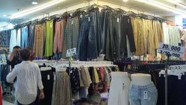 Tak Kapok, Pedagang Pasar Senen Masih Jual Baju Bekas Ilegal