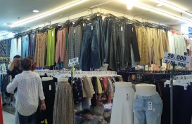 Tak Kapok, Pedagang Pasar Senen Masih Jual Baju Bekas Impor