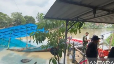 Kronologi Kecelakaan Perahu Tambang di Surabaya