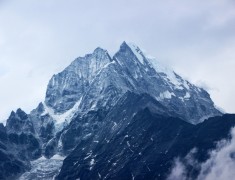 10 Gunung Tertinggi di Dunia, Ada yang Mencapai 8848 Mdpl