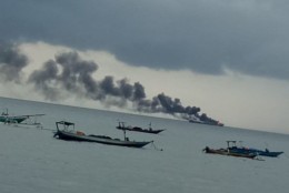 Kapal BBM Pertamina Terbakar di Perairan Mataram, 3 ABK Dilaporkan Tewas