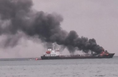 Penjelasan Pertamina soal Terbakarnya Kapal MT Kristin di Perairan Lombok