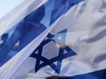 Setelah Pecat Menhan Israel, Netanyahu Hentikan Perombakan Yudisial