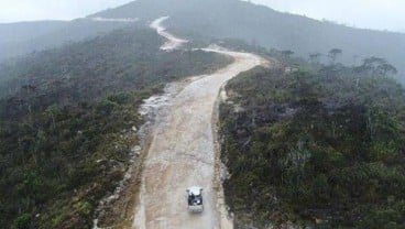 3 BUMN Bidik Lelang Proyek Jalan Trans Papua Senilai Rp3,5 Triliun