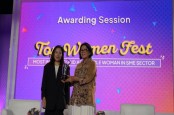 Komut Pegadaian Sabet Penghargaan Indonesia Top Women