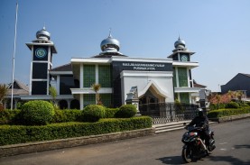 Masjid Agung Baing Yusuf, Jejak Sejarah Sang Ulama…