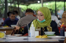 Referensi Warung Satai Maranggi Enak yang Dekat dengan…