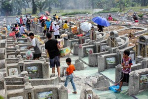 Tradisi Ceng Beng Warga Tionghoa