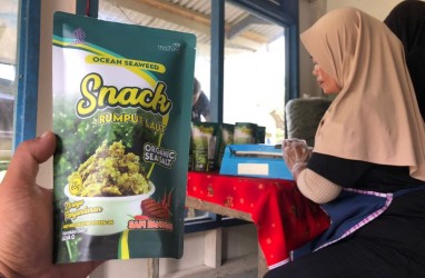 Tangan Terampil Warga Pangandaran, Snack Rumput Laut Buatannya Bisa Tembus Pasar Singapura
