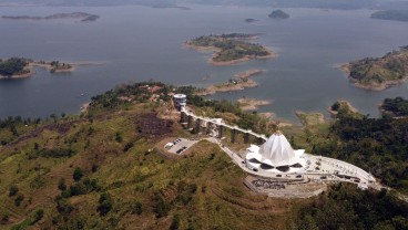 Masjid Al Kamil, Jadi Destinasi Wisata dan Pertumbuhan Ekonomi Baru di Sumedang