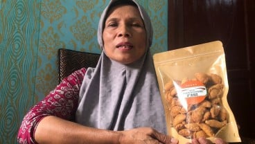 Pelaku UMKM di Garut Berharap Berkah Lebaran dari Sumpia Abon hingga Keripik Usus