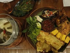 Wajib Tahu! Ini Rekomendasi Tempat Makan Nasi Liwet di Bandung