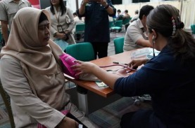 Hukum dan Tips Donor Darah saat Puasa