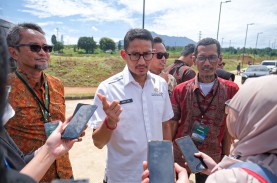 Sandiaga Uno Ajak Santri Kabupaten Cirebon Cakap Digital
