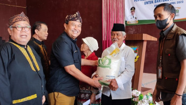 Pemprov Jabar Mulai Salurkan Bantuan Cadangan Pangan untuk 4,4 Juta Keluarga