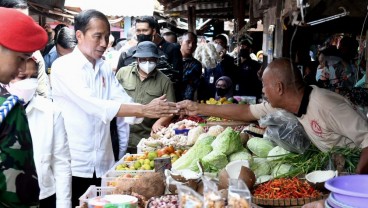 Jokowi Cek Harga Pangan di Pasar Sambonggede: di sini Paling Murah